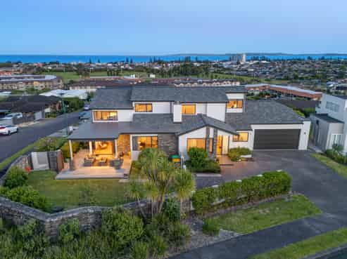 57 The Ritz, Orewa