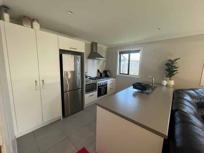 10 Haddonstone Avenue, Rototuna North