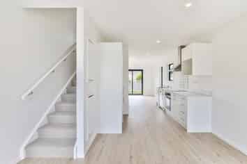 44 Rauemi Way, Te Atatu South