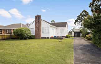 15 Great South Road, Papatoetoe