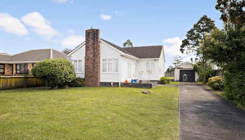 15 Great South Road, Papatoetoe
