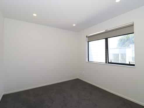 32 Korokio Lane, Henderson