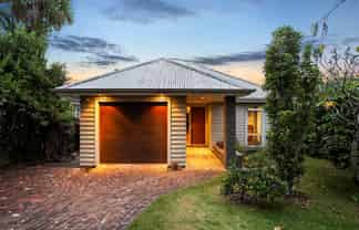 21 Hamon Avenue, Three Kings