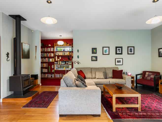 21 Hamon Avenue, Three Kings