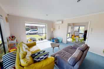 1 Warwick Place, Springvale