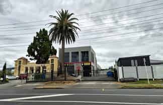 West Coast Road profile | warehouse + apartment