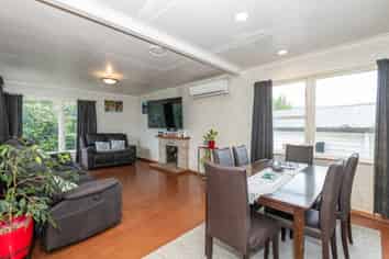 5 The Strand, Wainuiomata