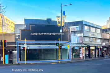 High exposure Newmarket retail space