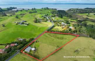 3031 Awhitu Road, Awhitu