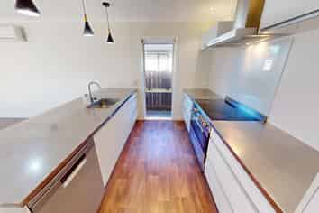 C/125 Springvale Road, Springvale