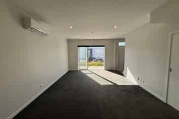 30/30 Adventure Drive, Whitby