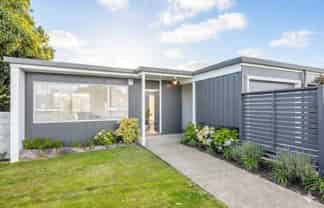 2 Wilding Avenue, Epsom