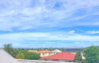 1/2 Hazel Avenue, Mount Roskill