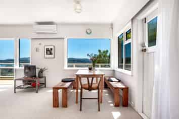 84A & B Tannadyce Street, Strathmore Park
