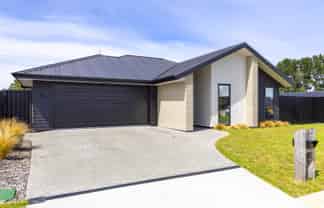 130 Harakeke Drive, Taupo