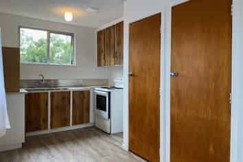 16H Orlando Street, Stratford