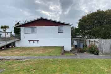 16H Orlando Street, Stratford