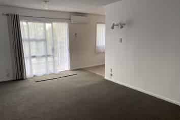 16H Orlando Street, Stratford