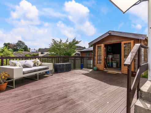 2/74 La Trobe Street, Pakuranga Heights