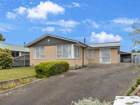 62 Oriana Crescent, Hornby