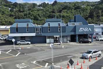 Affordable Grnd. Floor Office space with car park