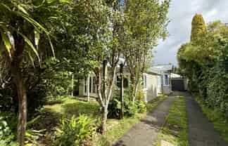 8 Richard Street, Belmont