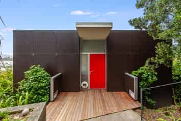 124 Townsend Road, Miramar