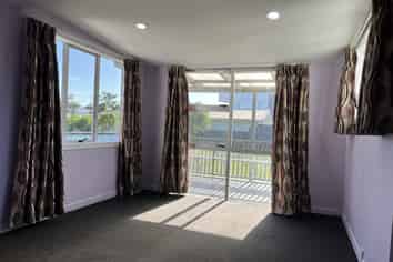 641 Te Atatu Road, Te Atatu Peninsula