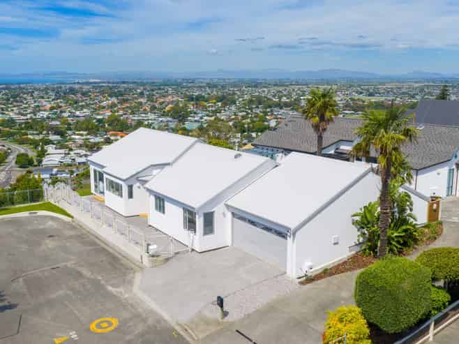 15 Kavanagh Road, Hospital Hill