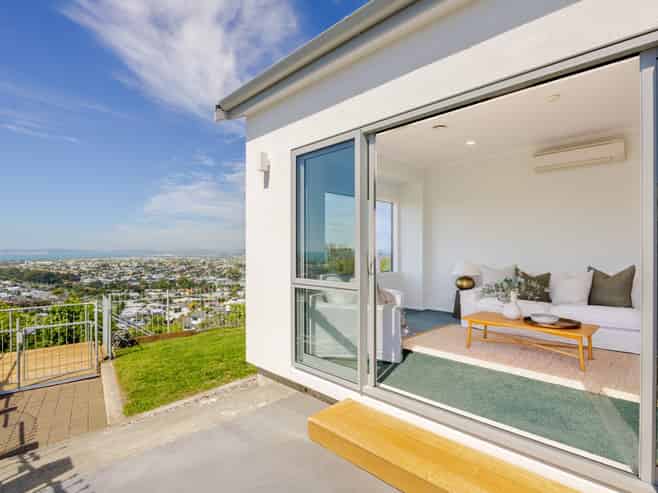 15 Kavanagh Road, Hospital Hill