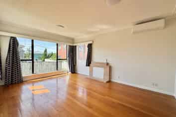 7 Marlene Avenue, Te Atatu South