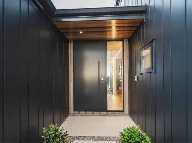 25 Meadows Drive, Clevedon