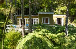 101-103 Lone Kauri Road, Karekare