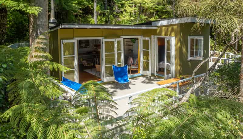 101-103 Lone Kauri Road, Karekare