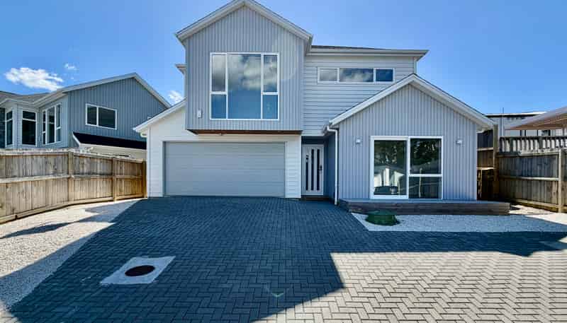 4 Silverhill Lane, Silverdale