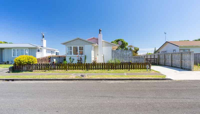 38 Balmoral Street, Levin