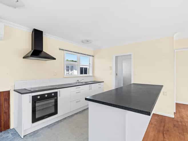 38 Balmoral Street, Levin