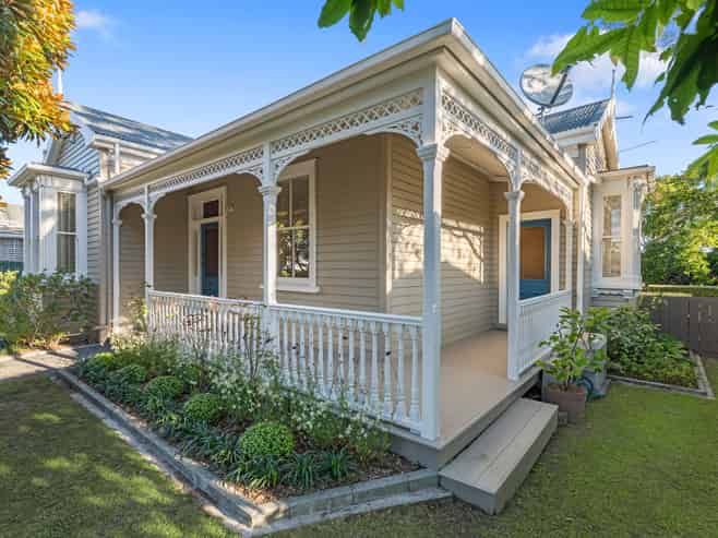 17 Lancing Road, Sandringham