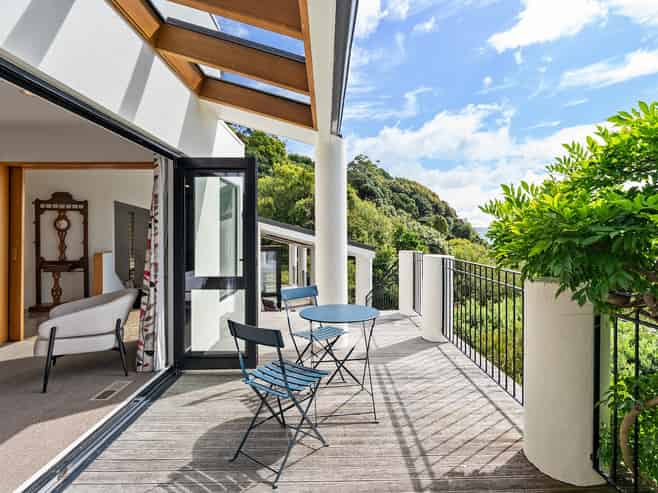 52 Walter Road, Lowry Bay, Eastbourne