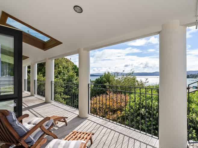 52 Walter Road, Lowry Bay, Eastbourne