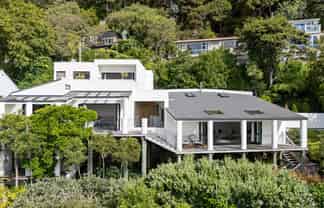 52 Walter Road, Lowry Bay, Eastbourne