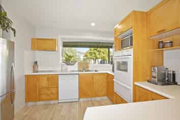 105 Royal Park Drive, PARKLANDS