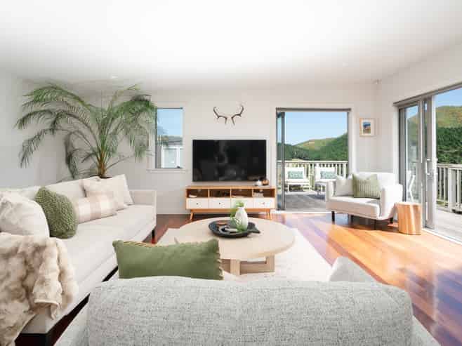 326 South Makara Road, Makara