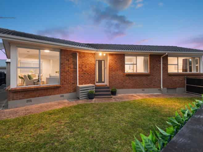 102 Cascades Road, Pakuranga Heights