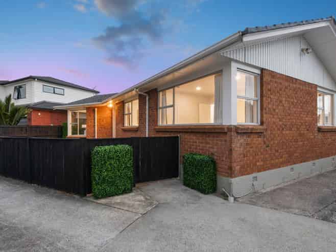 102 Cascades Road, Pakuranga Heights