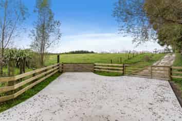 Auckland - Address withheld