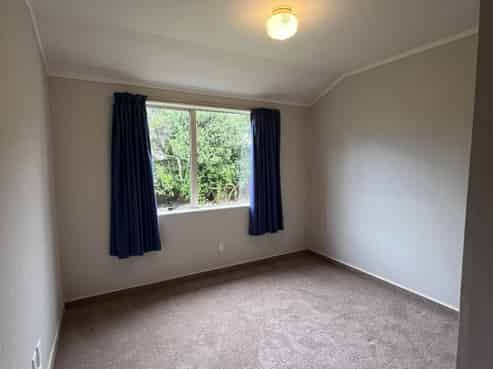 7 Bishops Close, Greenmeadows