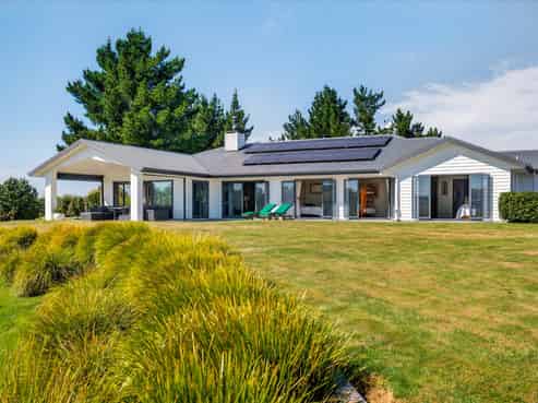 701 River Road, Otane