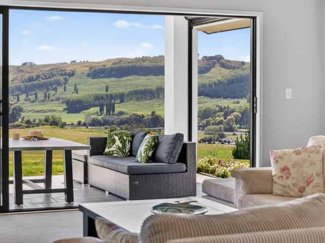 701 River Road, Otane