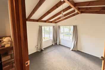 17 Hookway Grove, Paraparaumu